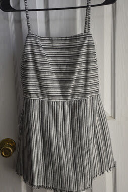 Stolen Hearts Striped Tie Front Romper Dress Size M LSC180